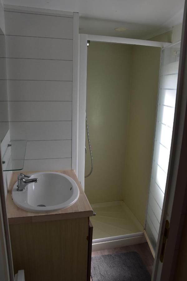 Mobil-Home A La Campagne Le Faou ภายนอก รูปภาพ